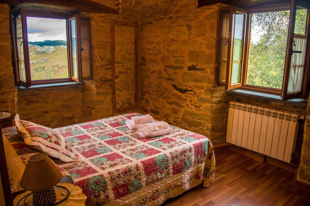 Apartamentos Rurales Tia Vicenta Санта-Эулалия-де-Оскос Экстерьер фото