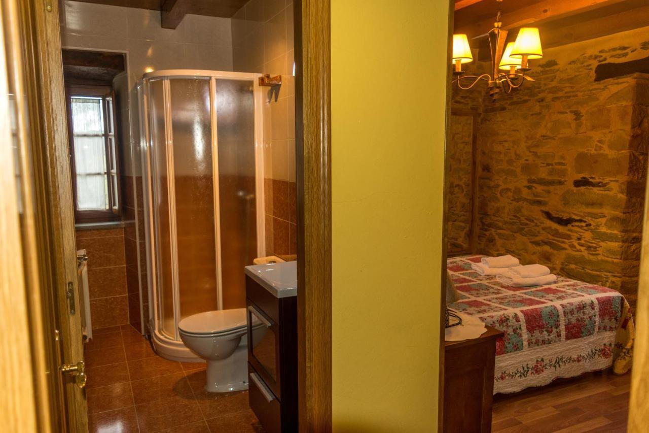 Apartamentos Rurales Tia Vicenta Санта-Эулалия-де-Оскос Экстерьер фото