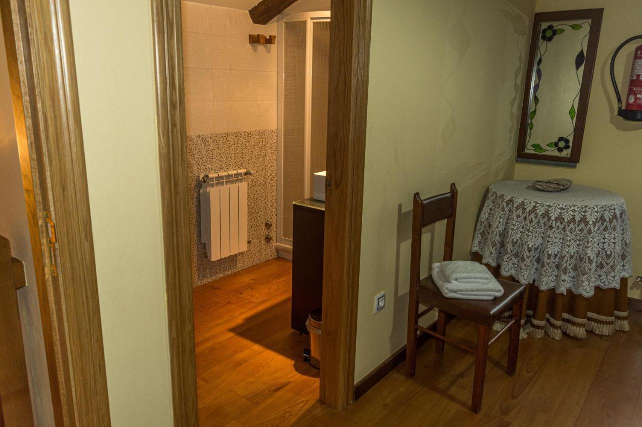 Apartamentos Rurales Tia Vicenta Санта-Эулалия-де-Оскос Экстерьер фото