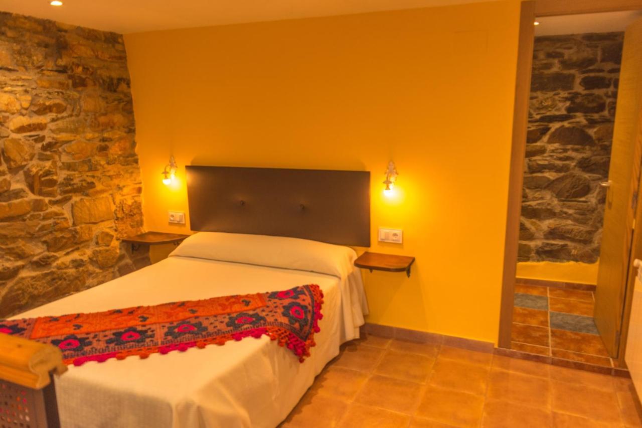 Apartamentos Rurales Tia Vicenta Санта-Эулалия-де-Оскос Экстерьер фото