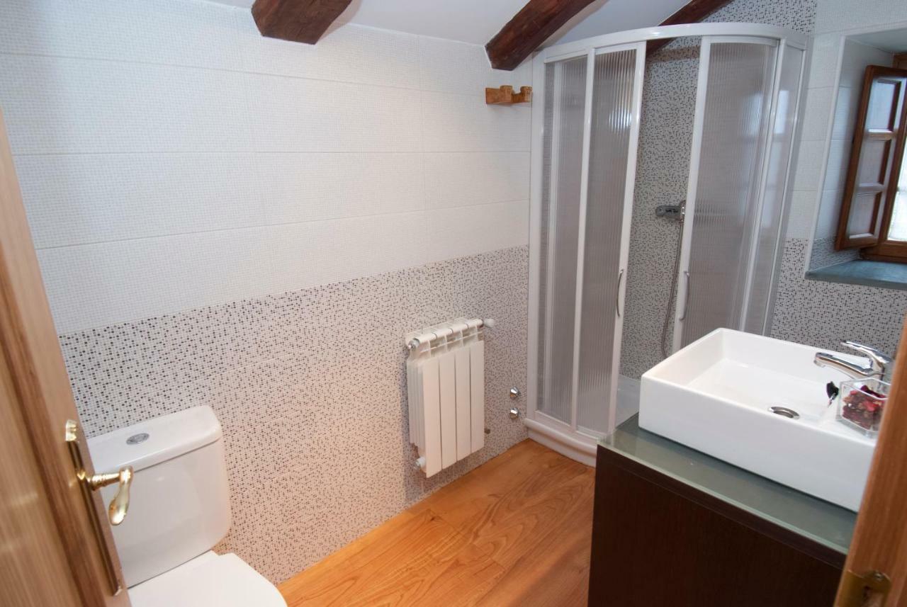 Apartamentos Rurales Tia Vicenta Санта-Эулалия-де-Оскос Экстерьер фото